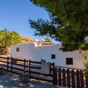 Cortijo 4 Elementos Bed and breakfast